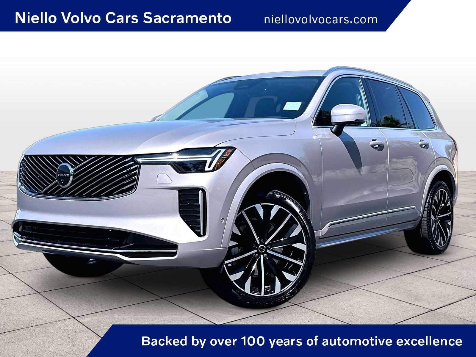 Used 2026 Volvo XC90 B5 Plus w/ Protection Package AWD/4WD image 1