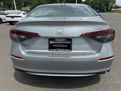 Used 2025 Honda Civic Sport image 4