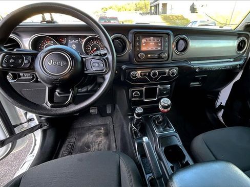 Used 2021 Jeep Wrangler Sport image 7