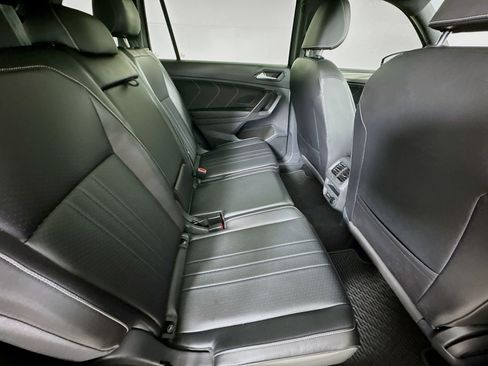 Used 2024 Volkswagen Tiguan SE R-Line w/ MDO Package, Three-Row FWD image 29