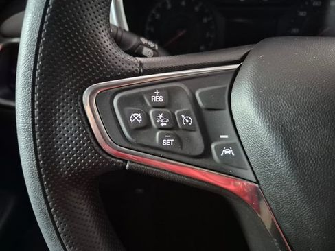 Used 2020 Chevrolet Equinox LS w/ LS Convenience Package FWD image 19