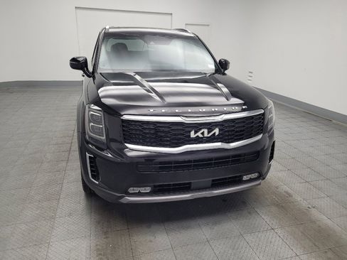 Used 2022 Kia Telluride SX w/ Towing Package FWD image 14