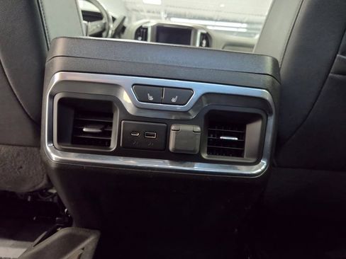Used 2023 GMC Sierra 2500 AT4 w/ AT4 Preferred Package AWD/4WD image 26