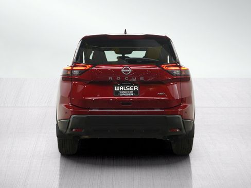 Used 2026 Nissan Rogue SV AWD/4WD image 5