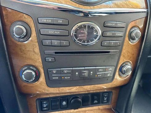 Used 2011 INFINITI QX56 4WD w/ Theater Pkg image 42