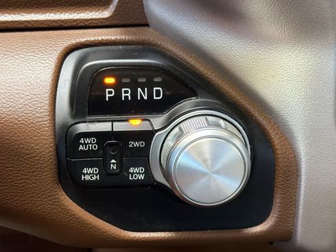 Used 2021 RAM 1500 Laramie AWD/4WD image 22