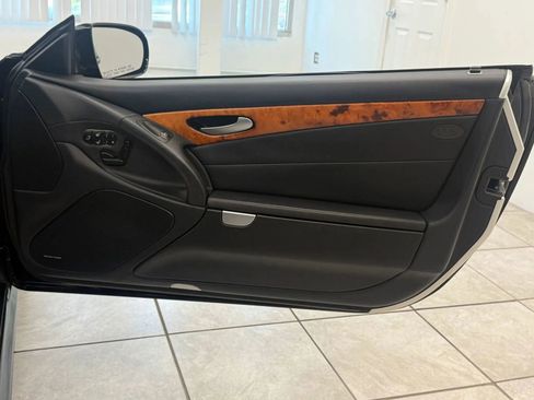 Used 2009 Mercedes-Benz SL 550 image 15