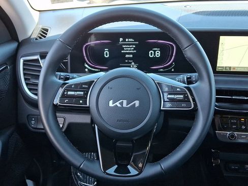 Certified 2026 Kia Seltos S image 18