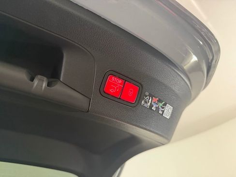 New 2026 Mercedes-Benz GLE 450 4MATIC Coupe image 39