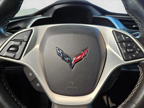 Used 2015 Chevrolet Corvette Stingray Coupe image 17