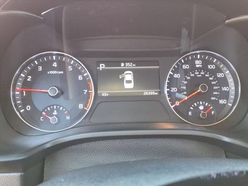 Used 2024 Kia Forte LXS image 19