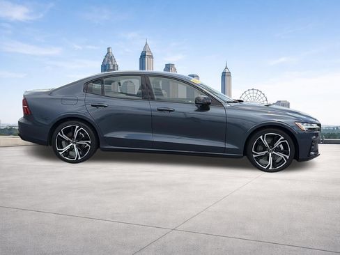 Used 2024 Volvo S60 B5 Core AWD/4WD image 26