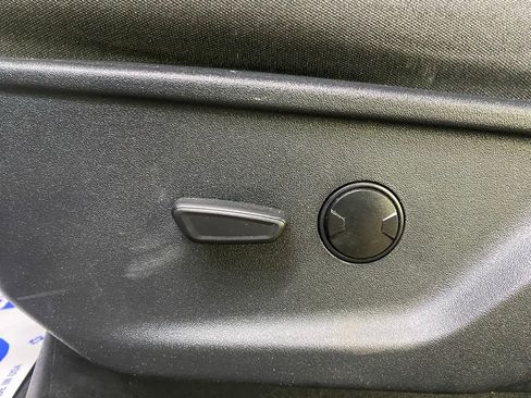 Used 2025 Ford F350 XLT image 17