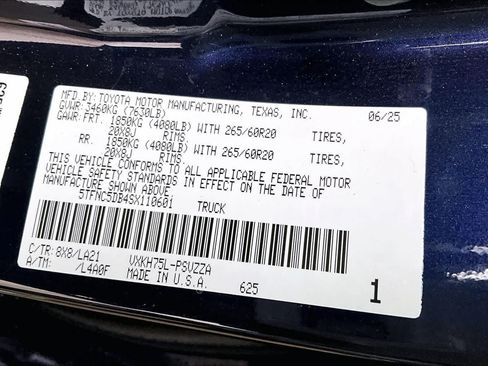 Used 2025 Toyota Tundra Platinum AWD/4WD image 33