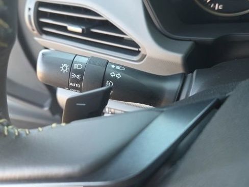 Certified 2025 Subaru Crosstrek 2.5i Sport image 31