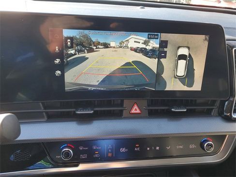 Certified 2023 Kia Sportage SX image 29