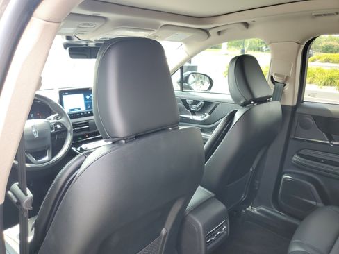 New 2025 Lincoln Corsair Reserve image 26