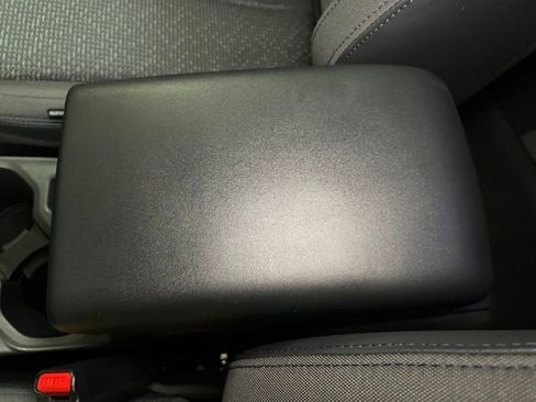 Used 2025 Subaru Forester Premium AWD/4WD image 25