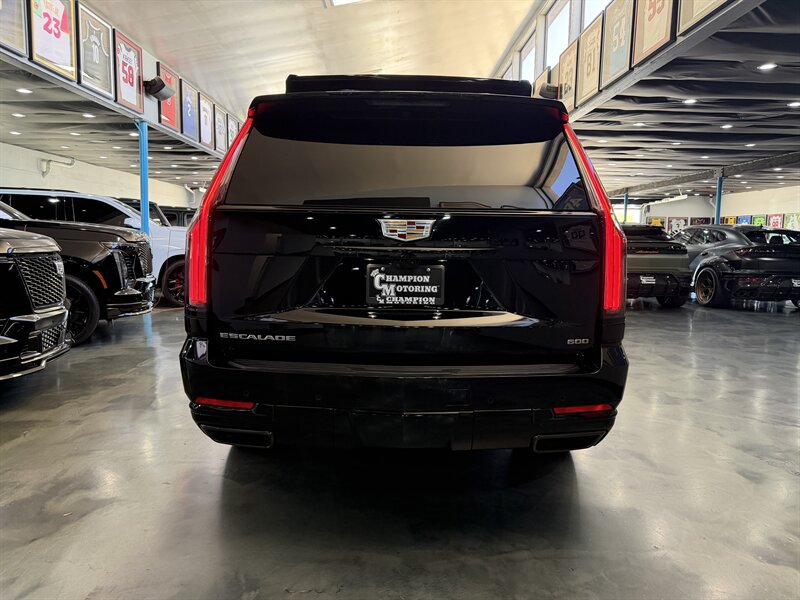 Used 2026 Cadillac Escalade ESV Sport w/ Touring Package AWD/4WD image 5