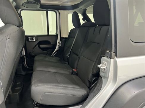 Used 2023 Jeep Wrangler Unlimited image 22