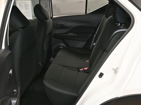 Used 2024 Nissan Kicks S image 20