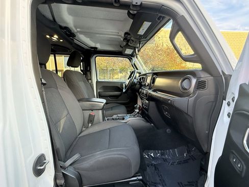 Used 2020 Jeep Wrangler Unlimited Sport S image 21