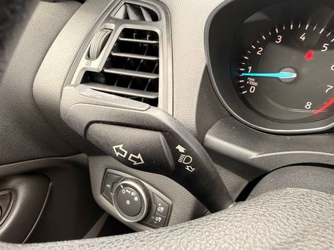 Used 2017 Ford Escape S FWD image 19