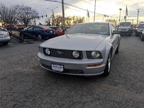 Used 2008 Ford Mustang GT image 37