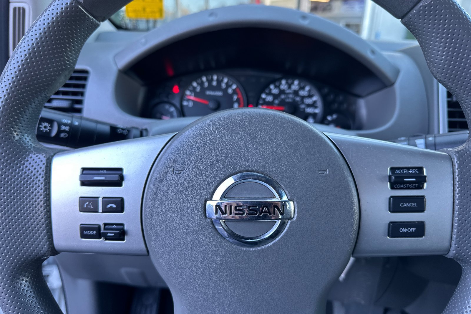 Used 2014 Nissan Frontier SV RWD image 20