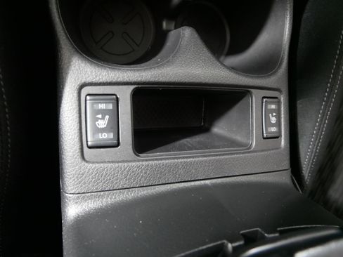 Used 2020 Nissan Rogue SV AWD/4WD image 29