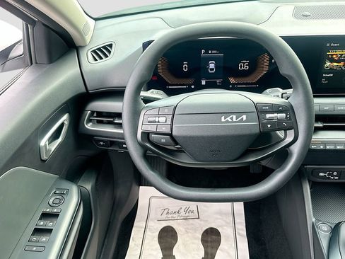 New 2025 Kia K4 LXS image 20