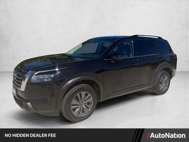 Used 2024 Nissan Pathfinder SV FWD image 1