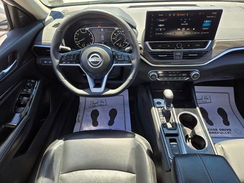 Used 2023 Nissan Altima 2.5 SL FWD image 14