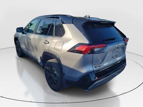 Used 2025 Toyota RAV4 XSE w/ Weather Package AWD/4WD image 5