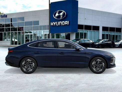 New 2026 Hyundai Sonata SEL FWD image 9