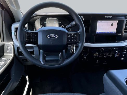 Used 2025 Ford F250 XL w/ STX Appearance Package AWD/4WD image 6