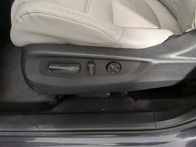 Used 2019 Honda CR-V EX-L image 16