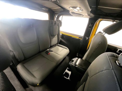 Used 2021 Jeep Wrangler Sport image 16