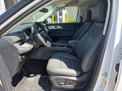 New 2026 Ford Explorer Active AWD/4WD image 13