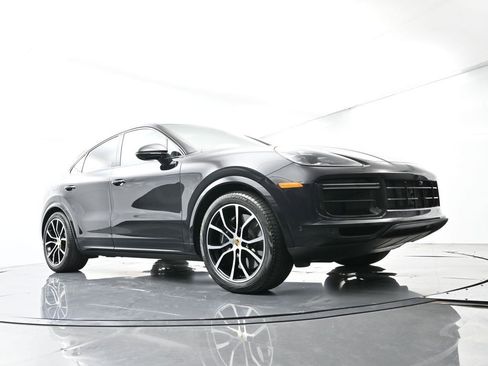 Certified 2022 Porsche Cayenne Turbo image 53