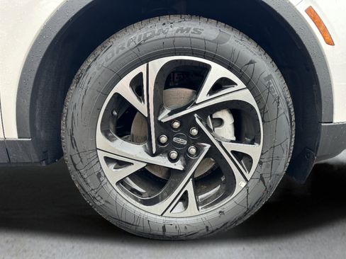 New 2026 Lincoln Nautilus Premier w/ Equipment Group 102A image 8