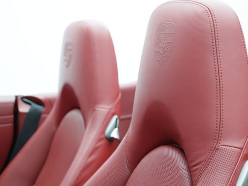 Used 2009 Porsche 911 Cabriolet image 31