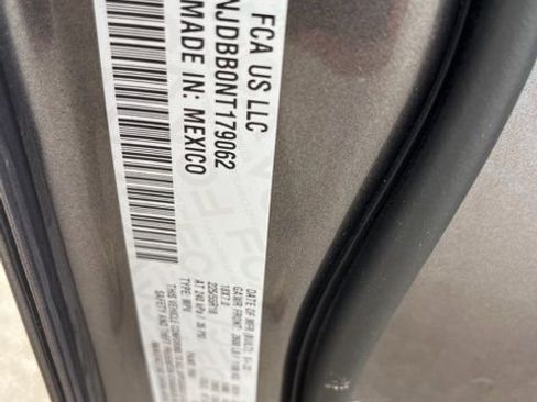 Used 2022 Jeep Compass Altitude w/ Sun and Sound Group image 30