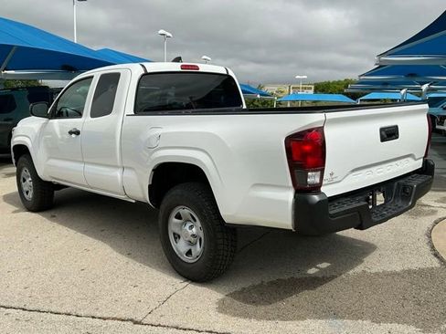 Used 2023 Toyota Tacoma SR RWD image 4