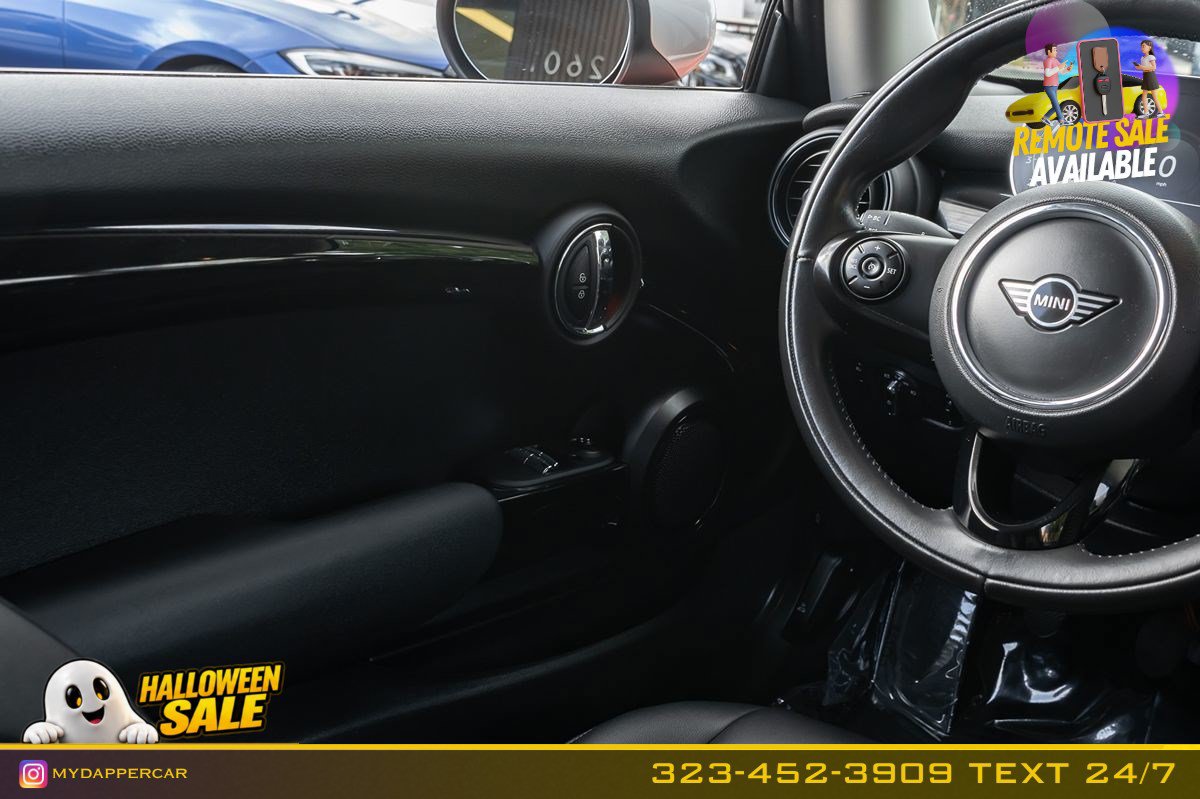 Used 2021 MINI Cooper 2-Door Hardtop w/ 6.5" Touchscreen Package FWD image 17