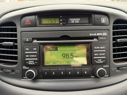 Used 2009 Hyundai Accent GS w/ Popular Equipment Pkg 2 image 25