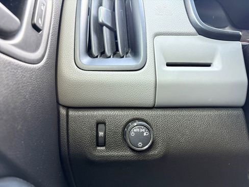 Used 2019 Chevrolet Colorado W/T w/ WT Convenience Package image 4