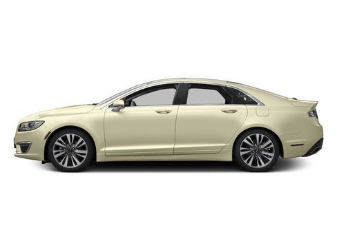 Used 2017 Lincoln MKZ Premiere FWD image 3