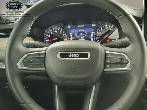 Used 2024 Jeep Compass Limited AWD/4WD image 28