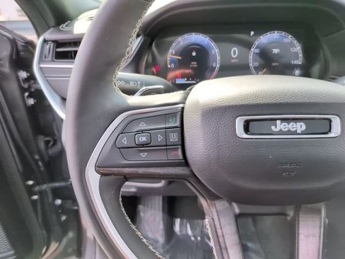 Used 2024 Jeep Grand Cherokee Limited AWD/4WD image 22